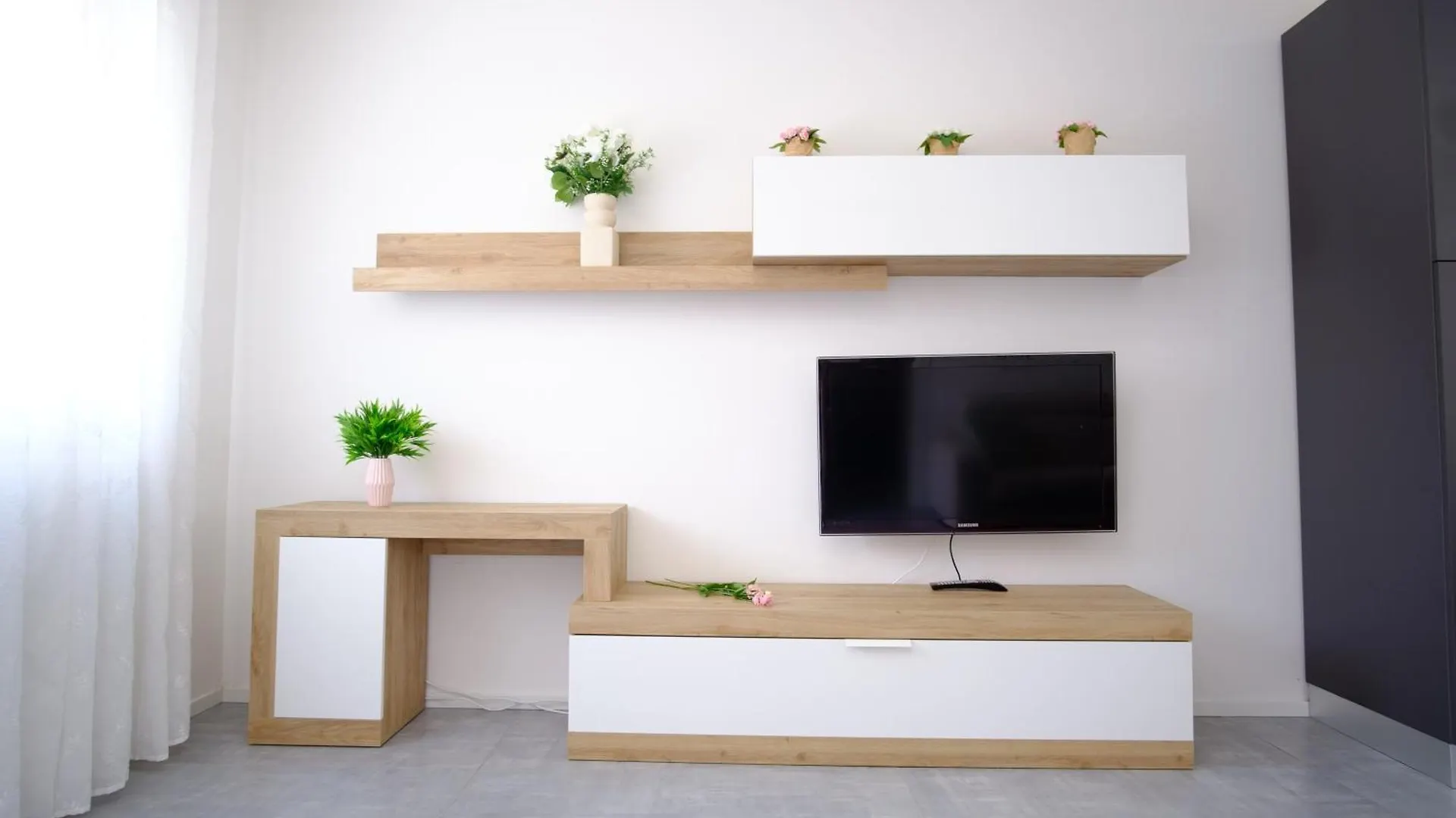 Apartment Residence La Torre Appartamento Flower Padova