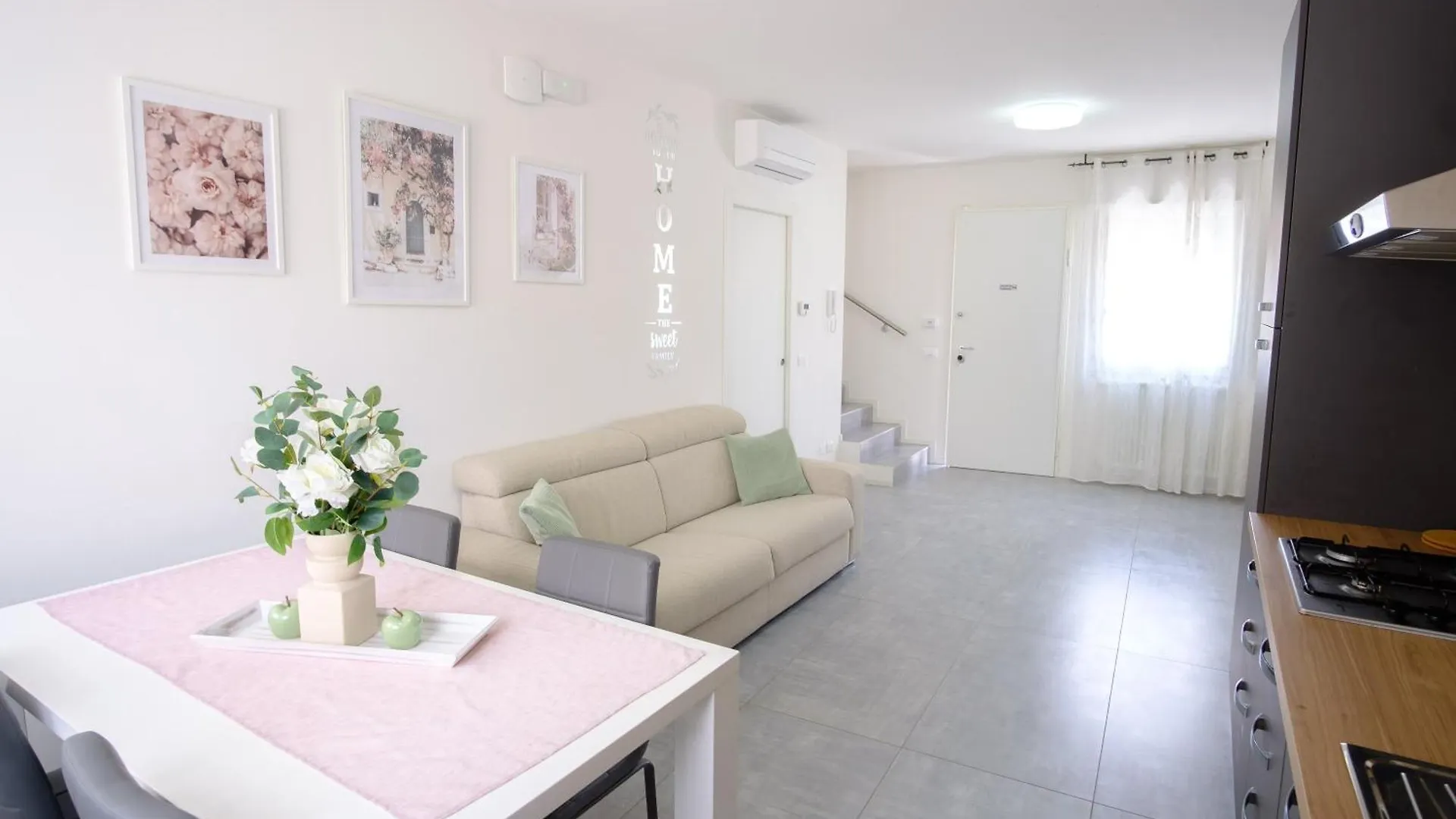 Apartment Residence La Torre Appartamento Flower Padova Italy