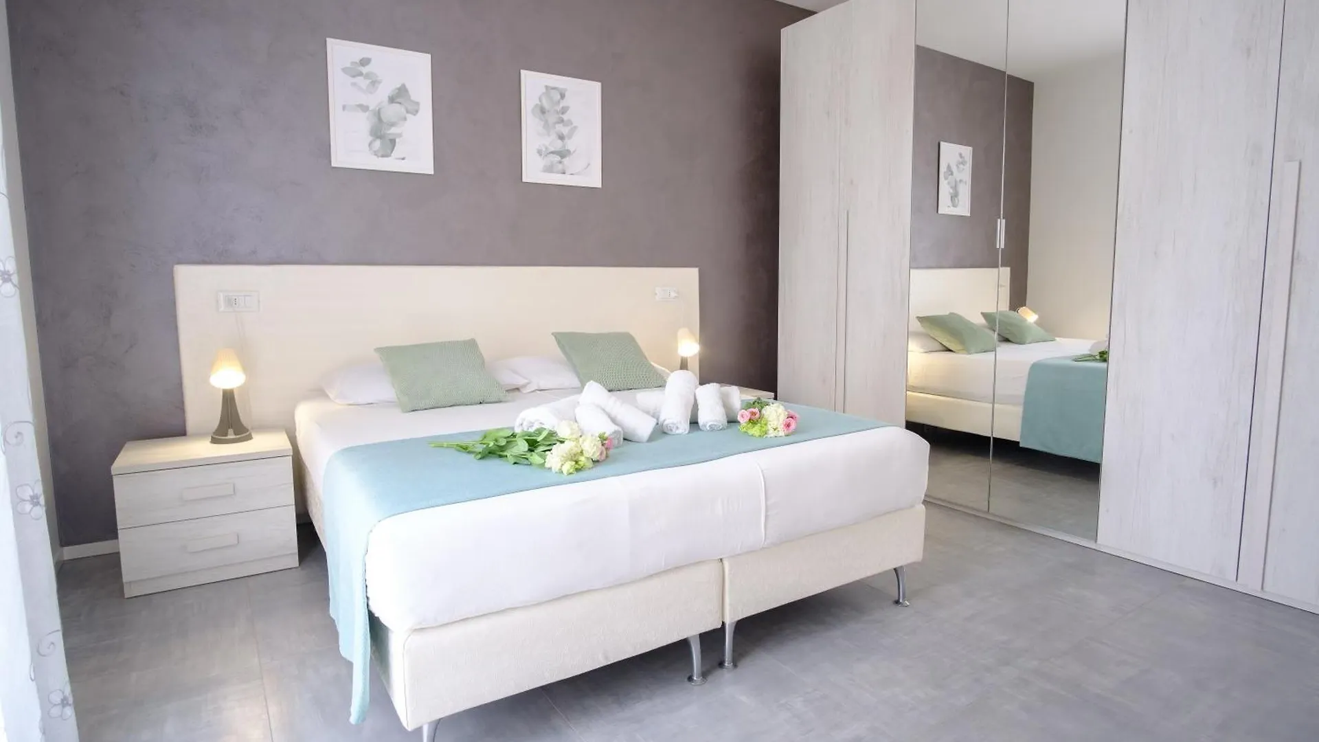 Residence La Torre Appartamento Flower بادوفا