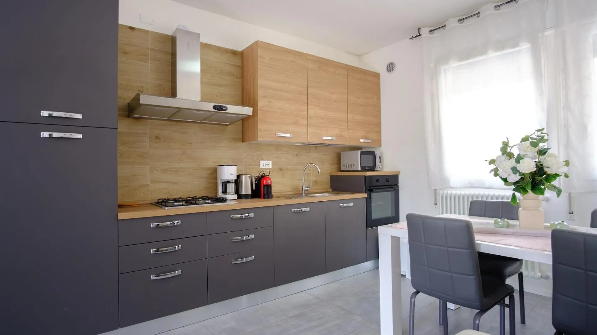 Apartment Residence La Torre Appartamento Flower Padova Italy